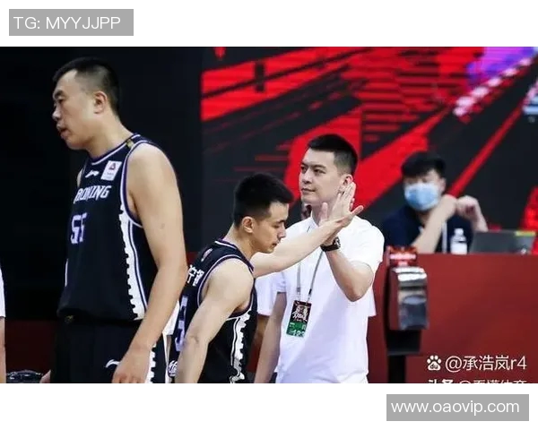 西安篮球队在锦标赛中的灵活性表现引发热议展现团队协作与战术创新实时数据